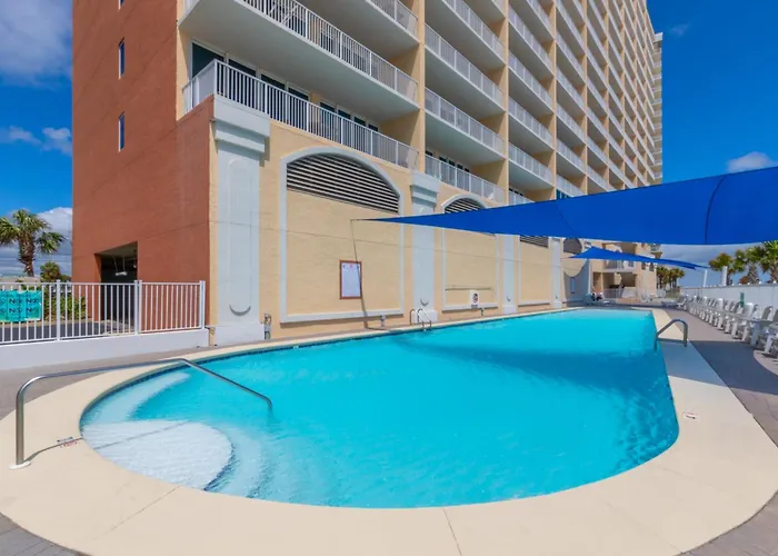 San Carlos 1501 Apartment
